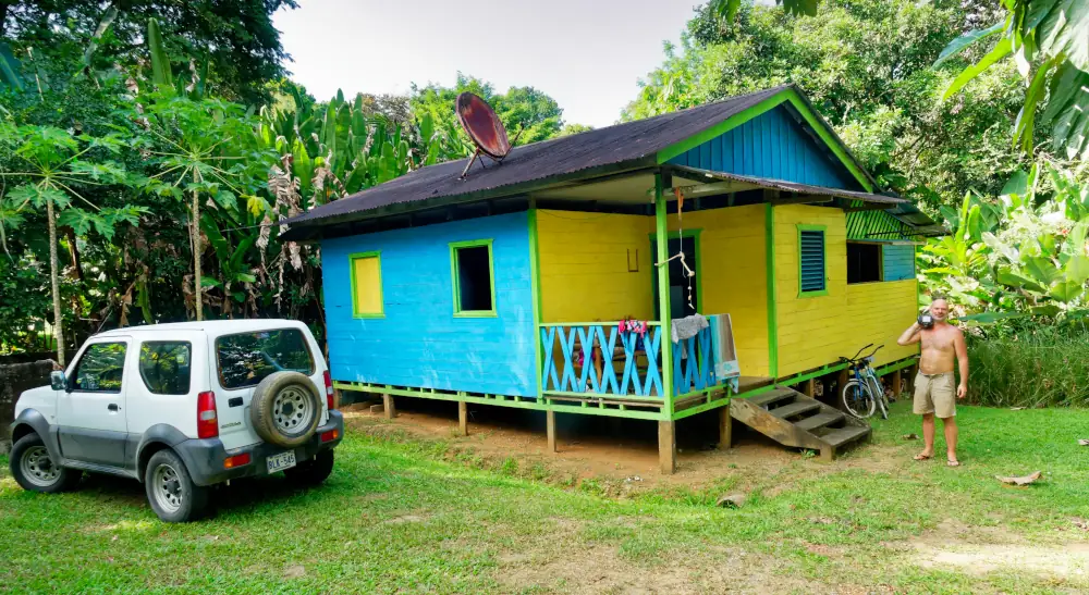 Notre cabane sur pilotis