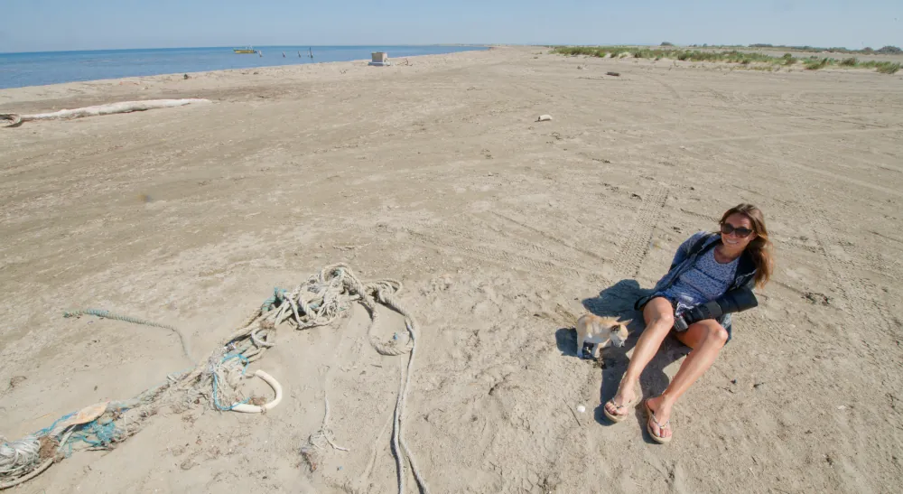 Plage déserte du Phare de Beauduc