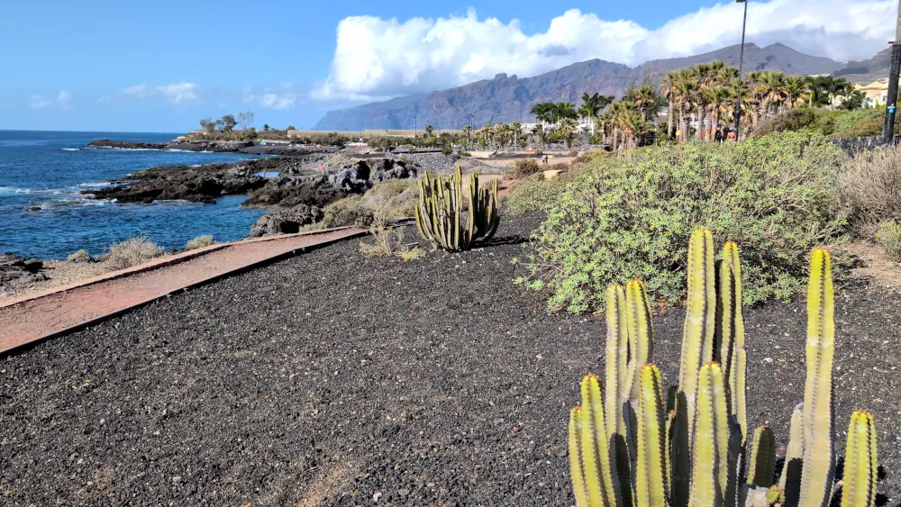 Promenade côtière d'Alcala