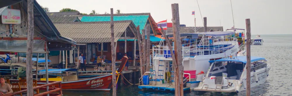 Maisons sur pilotis de Koh Lanta