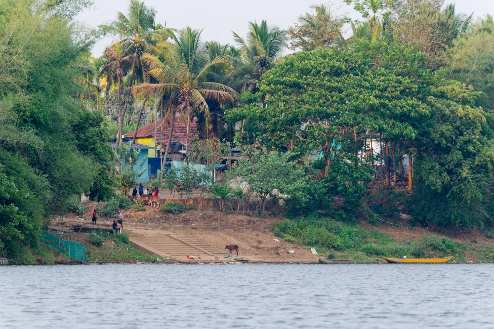 Village au bord de la rivière Kabini